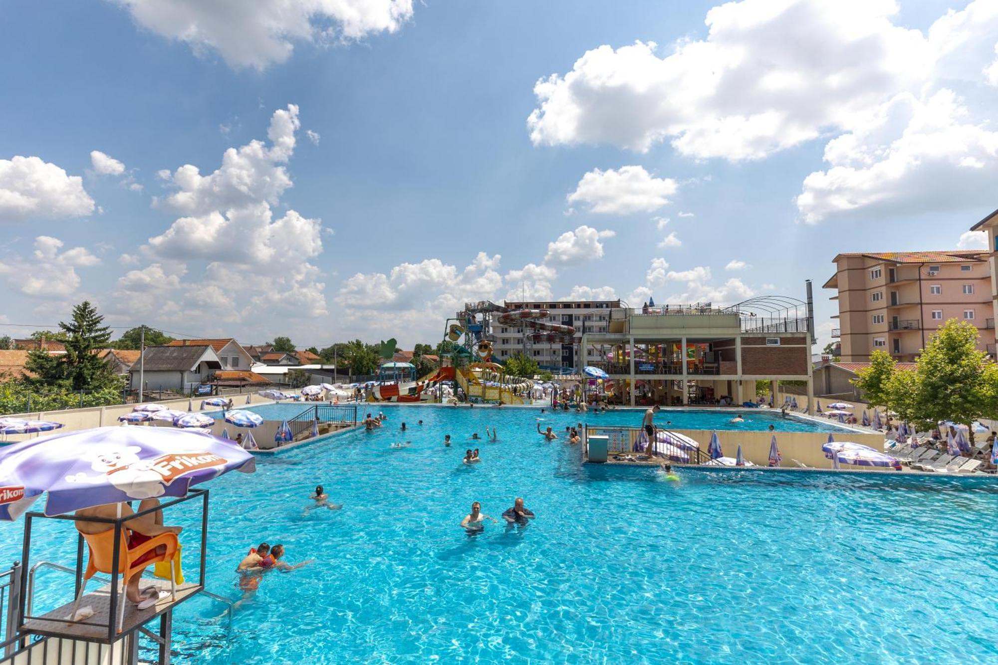 Garni Hotel Hollywoodland Wellness & Aquapark Belgrad Zewnętrze zdjęcie